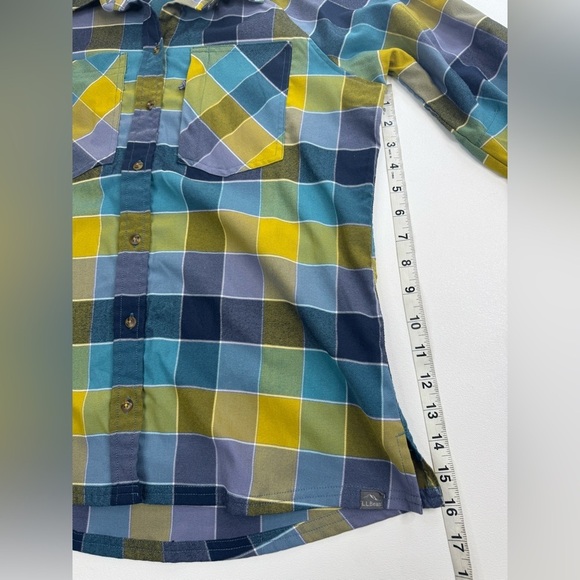 L.L. Bean Plaid Stretch Performance Camp Shirt Womens Size Small - Picture 6 of 11